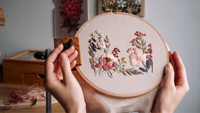 "Camelia flowers" pdf pattern 15x15 cm/20x20 cm + video tutorial