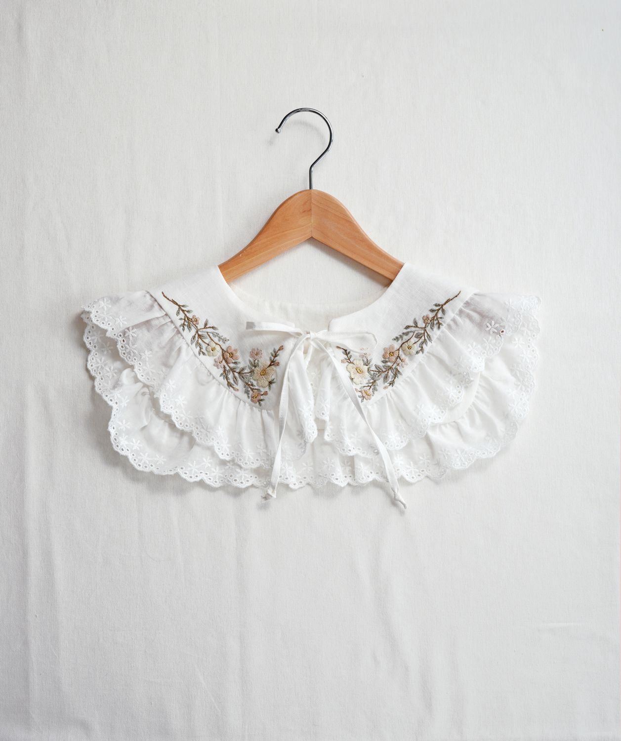 "Olivia" DIY tutorial for embroidered collar (video tutorial, patterns)