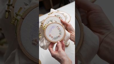 "Forest jewels" set of 6 embroidery patterns 10 cm + video tutorial