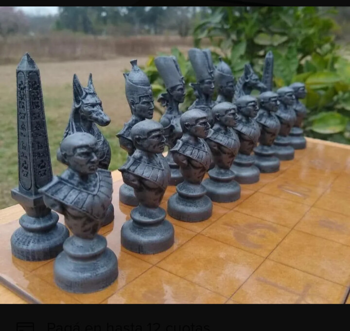 Juego de ajedrez egipcio completo