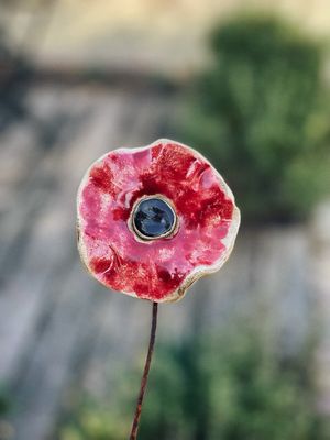 Rood - keramieken bloem