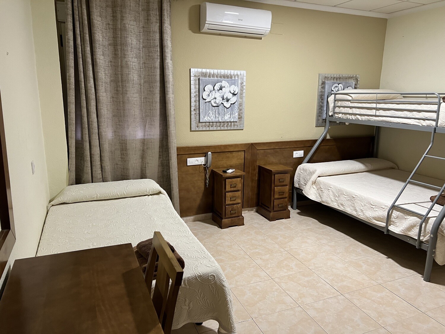 ESCAPADA FAMILIAR 2 NOCHES + DESAYUNO + OBSEQUIO