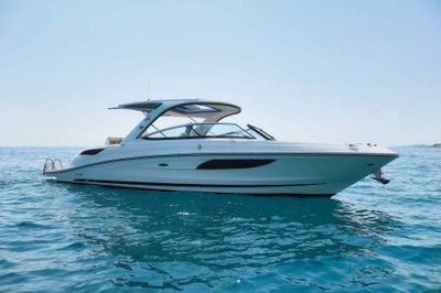 Sea Ray SLX 350 Private Boat Trips Ayia Napa Protaras