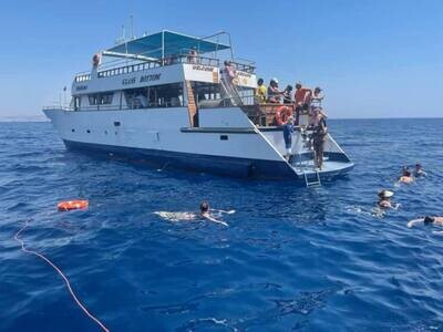 3 hour Doremi Private Boat charter Larnaca 3 hour Doremi Private Boat charter Larnaca