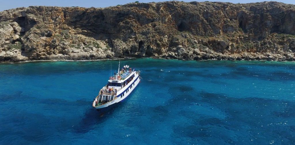 4 hour Okeanis Private Boat charter Larnaca