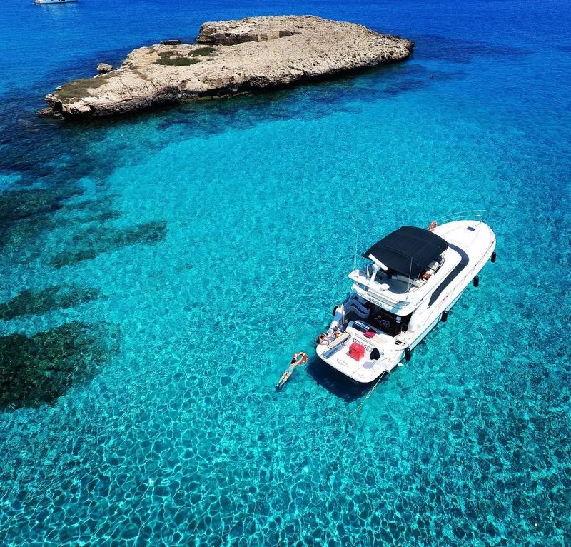 Searay 52 Private Yacht Cruises from Latchi