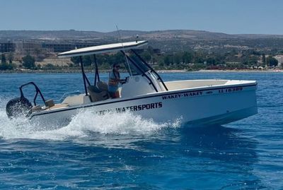 Aqua 25 Self Drive Boat Hire from Latchi