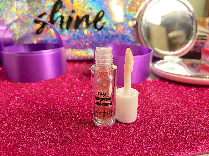 My cosmic Unicorn lip gloss ✨