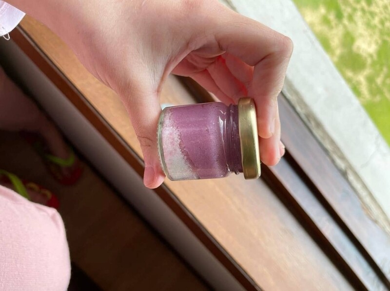 Lip scrub