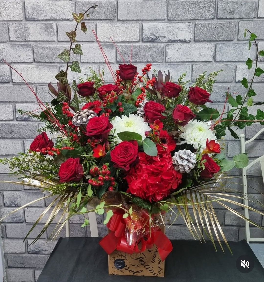 Lux Christmas Bouquets