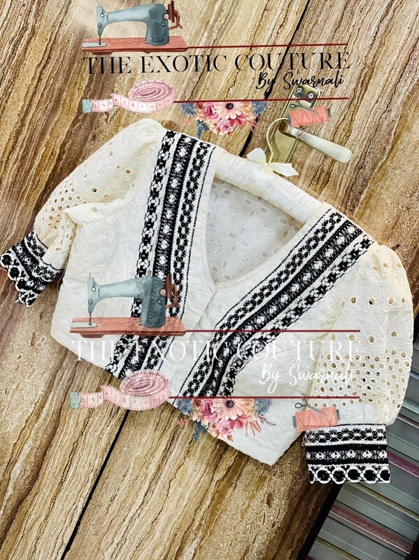 Hakoba Blouse