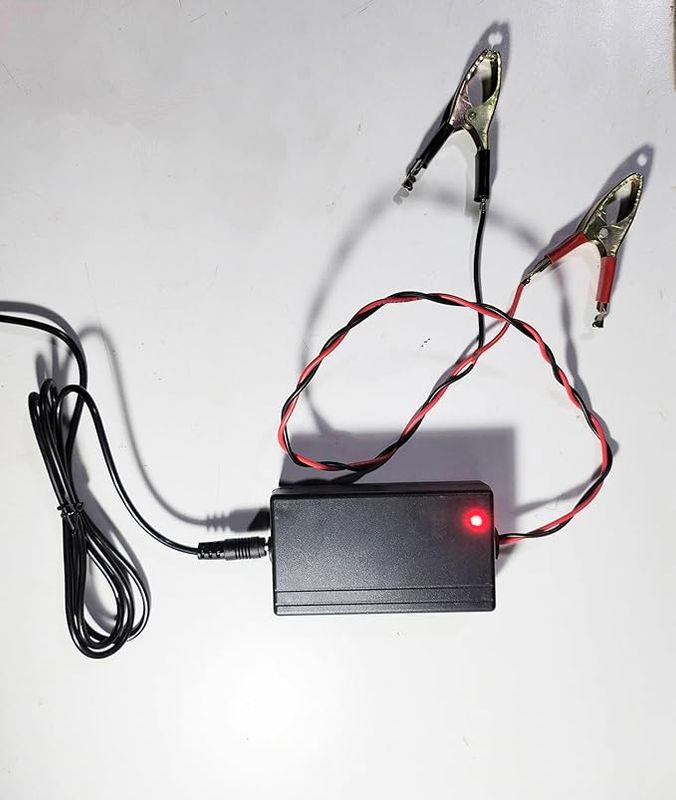 Solar 12V Battery Charger, Trickle Charger Maintainer for Car, Motorcycle, Boat, Automobile Snowmobile Powersports Trailer Marine