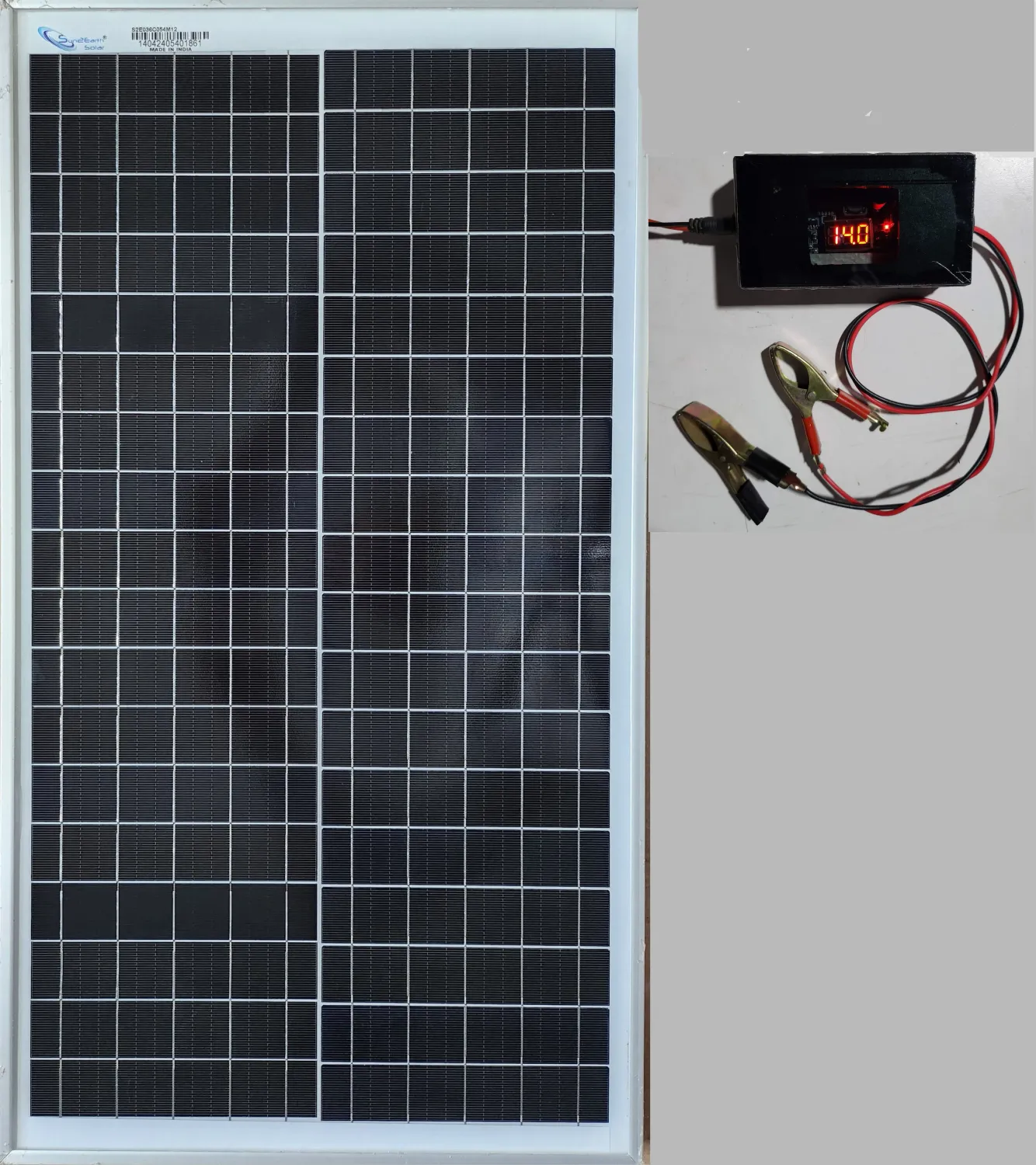 Bem SOLAR 12V CAR BATTERY CHARGER, TRICKLE CHARGER &amp; MAINTAINER WITH VOLTMETER + 40W Solar Panel