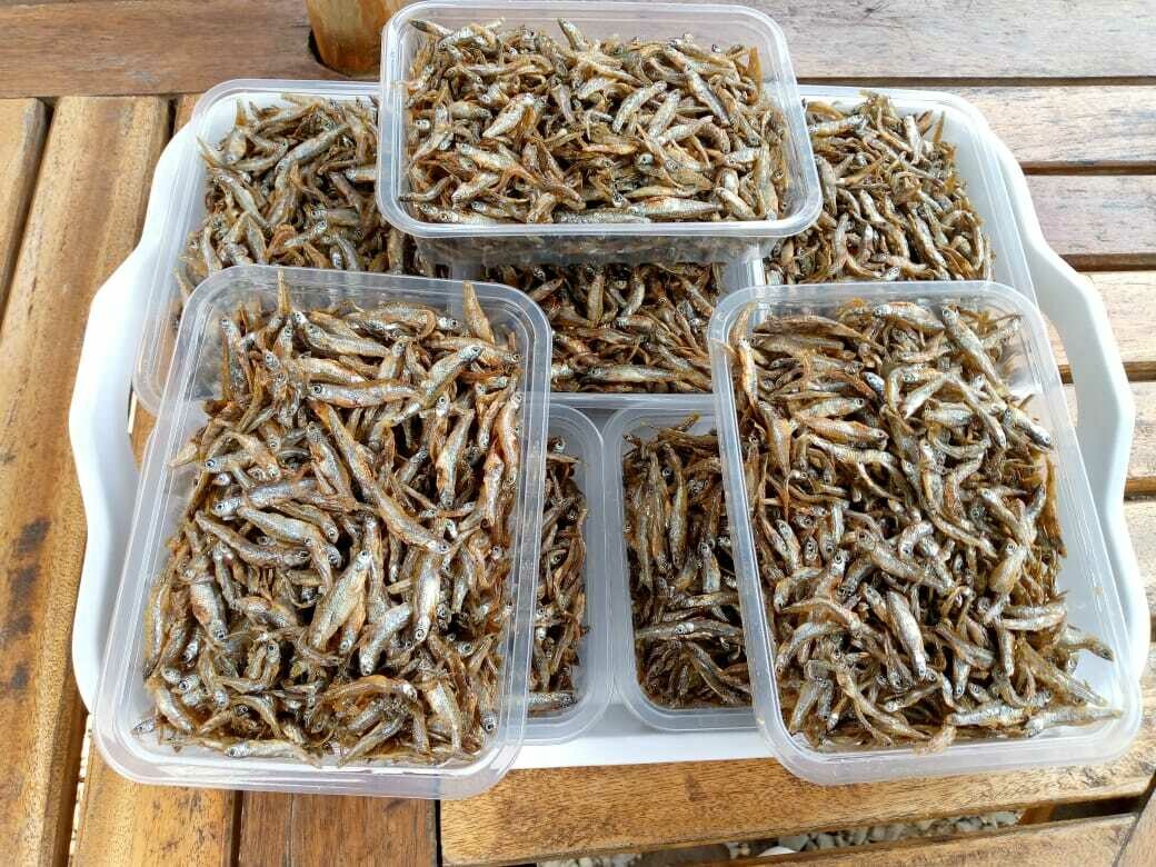 Ready to eat deep fried omena @ ksh. 250