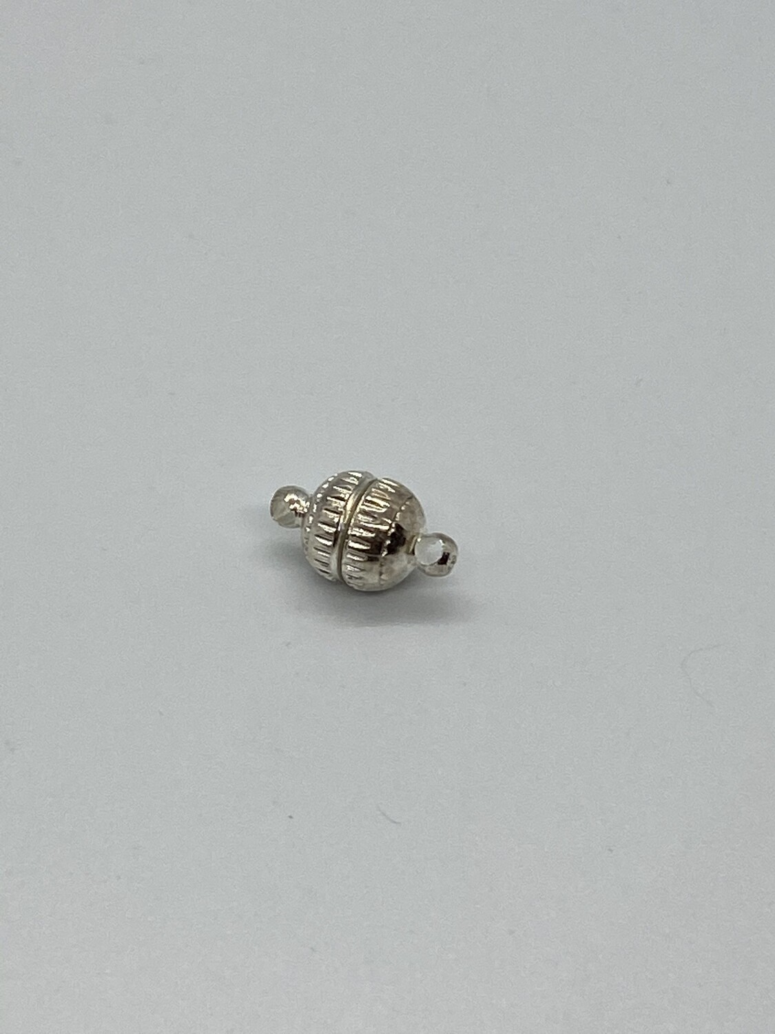 5342 Magnetic Clasp Texture 13x8mm