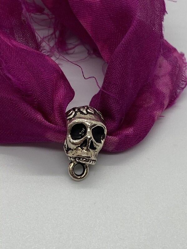 2607 Skull Bail Tierracast