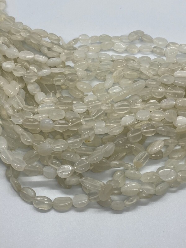 6376 Moonstone Pebble 10x7mm