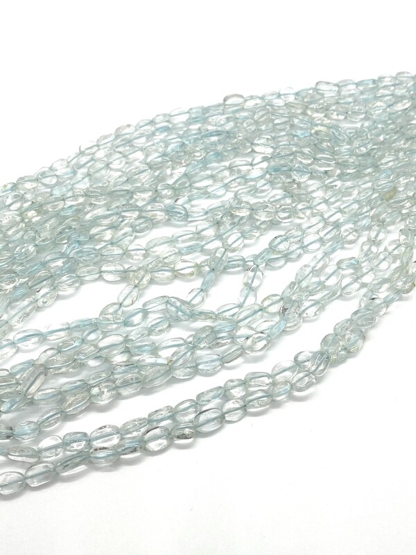 5983 Aquamarine Oval 8x4mm
