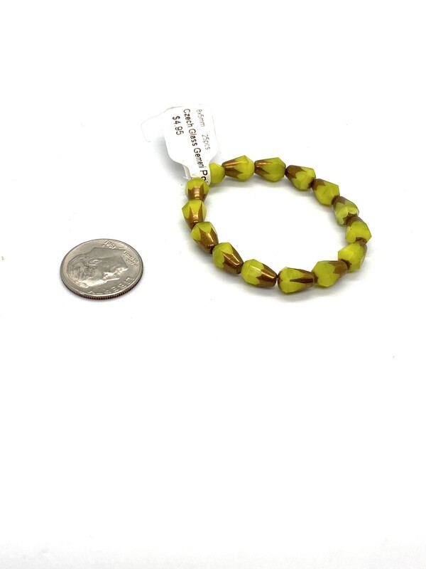 5865 Czech Glass Gemeni Point 8x5mm