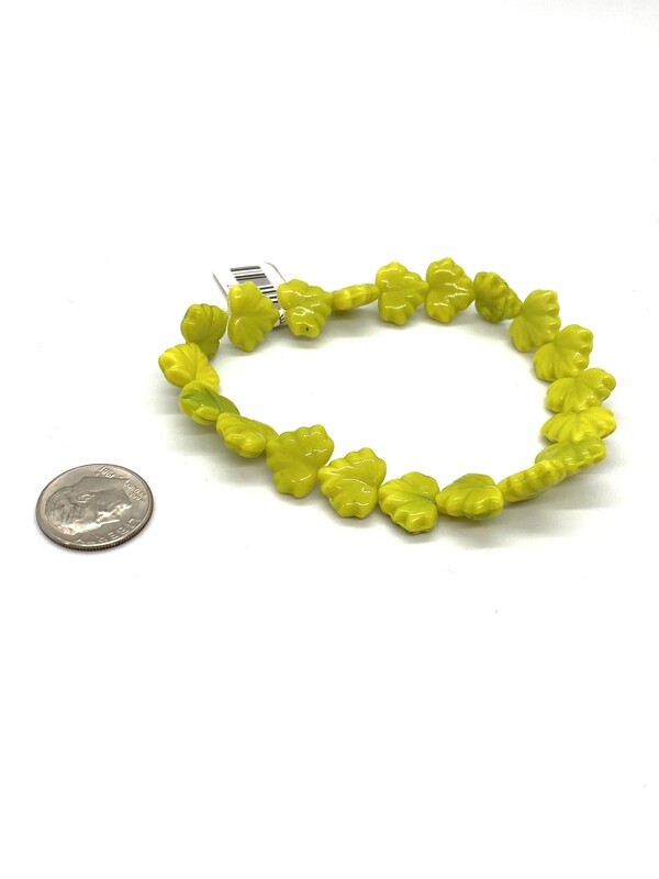 3307 Czech Oak Leaves 10mm