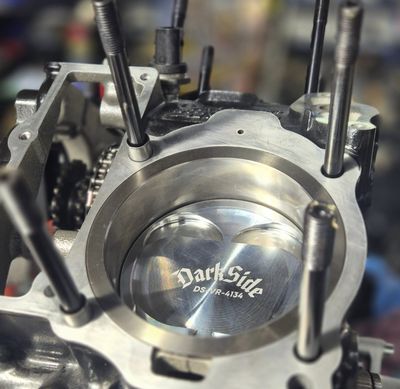 Pistons