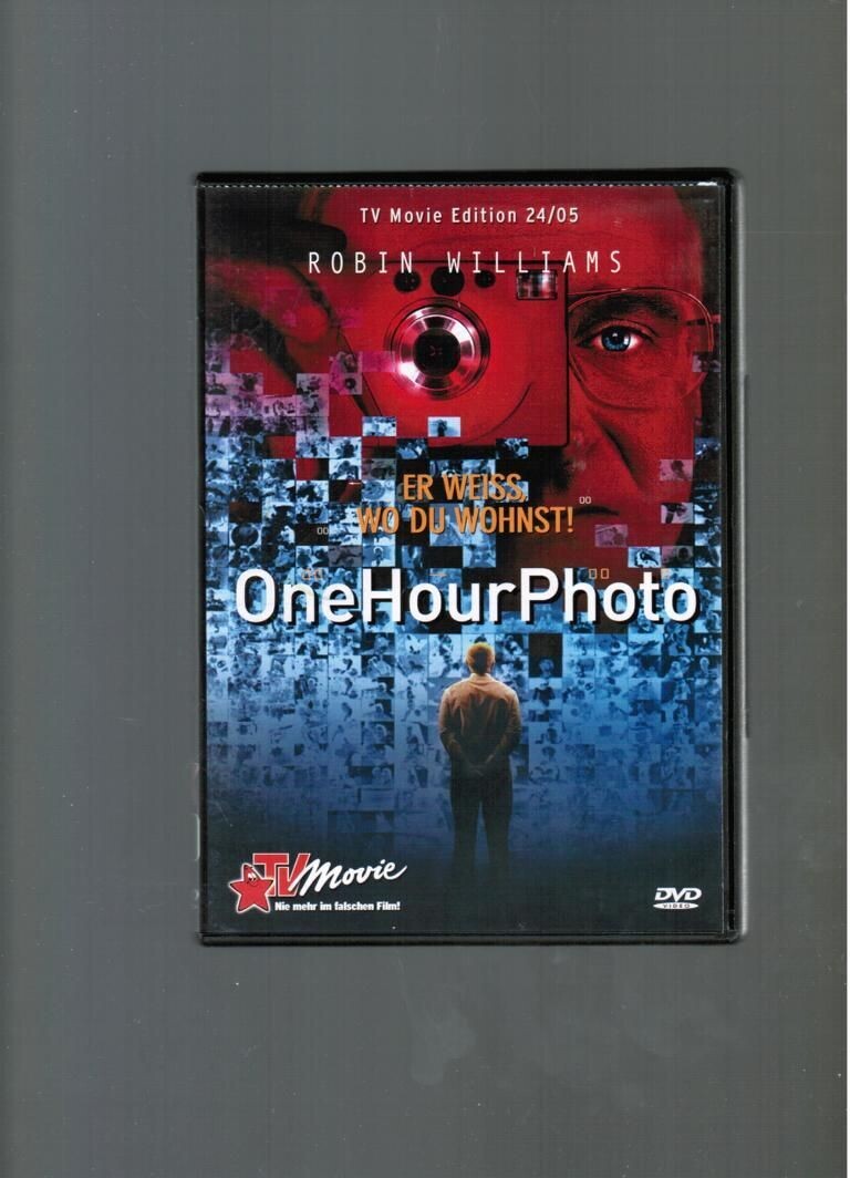 One Hour Photo, Er weiß wo du wohnst
