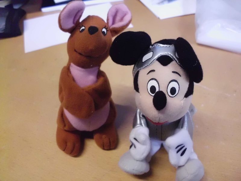 Känguru und Micky Maus Plüsch