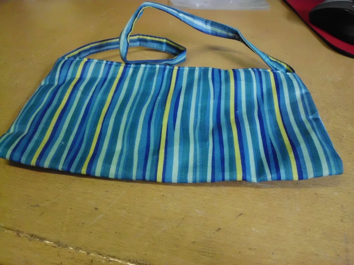 kleine Handtasche