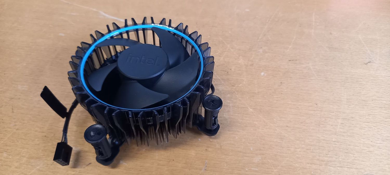 Intel Laminar RM1 M23901-001 CPU-Kühler ohne CPU