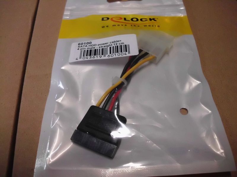 Delock Kabel Adapter Power SATA HDD - 4pin Stecker Delock Kabel Adapter Power SATA HDD - 4pin Stecker