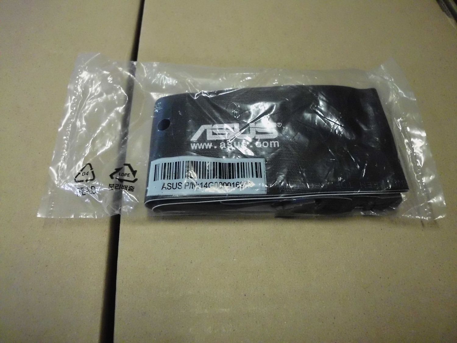 ASUS 40CM ATA 13310066 IDE 40-poliges Kabel für Festplatte CDDVD-ROM