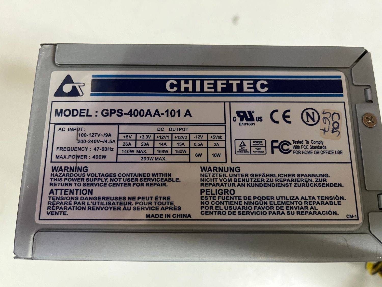 ATX  Netzteil Chieftec