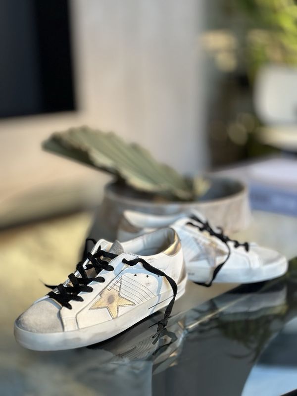 Golden Goose Sneakers