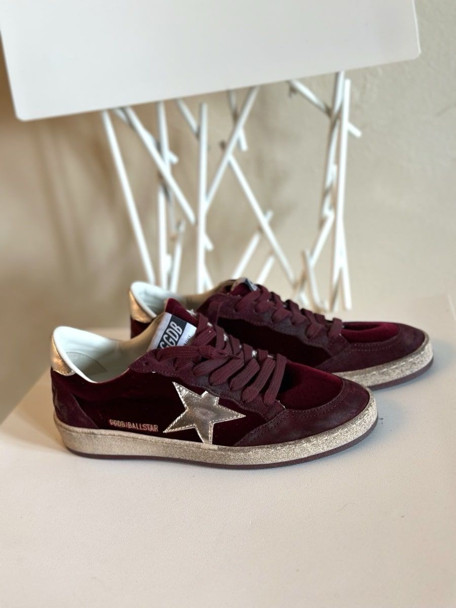 Golden Goose Ballstar Velvet Sneaker