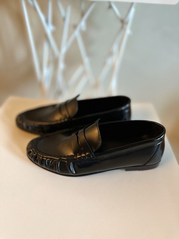 Posa Penny Loafer