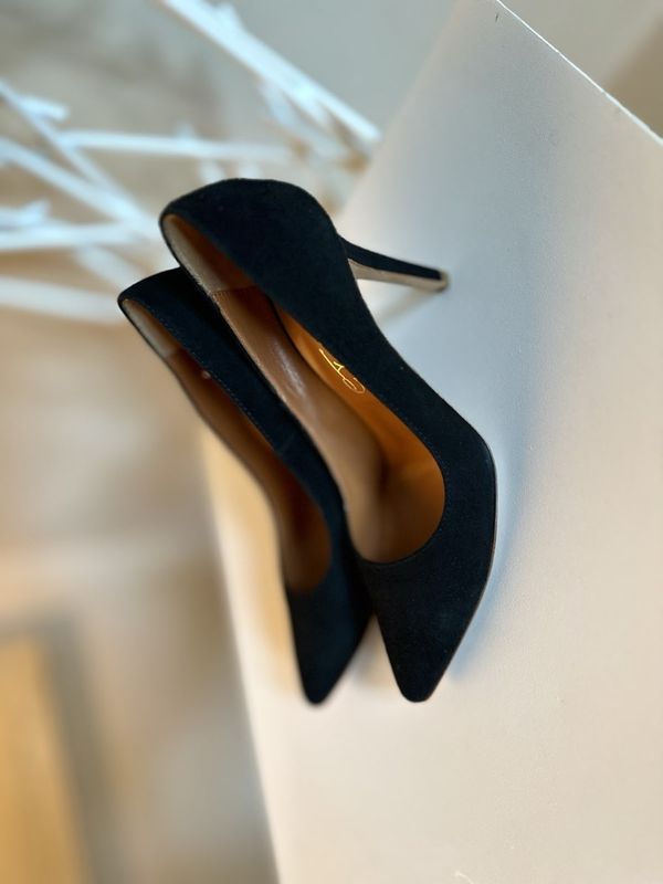 VIA ROMA Pump