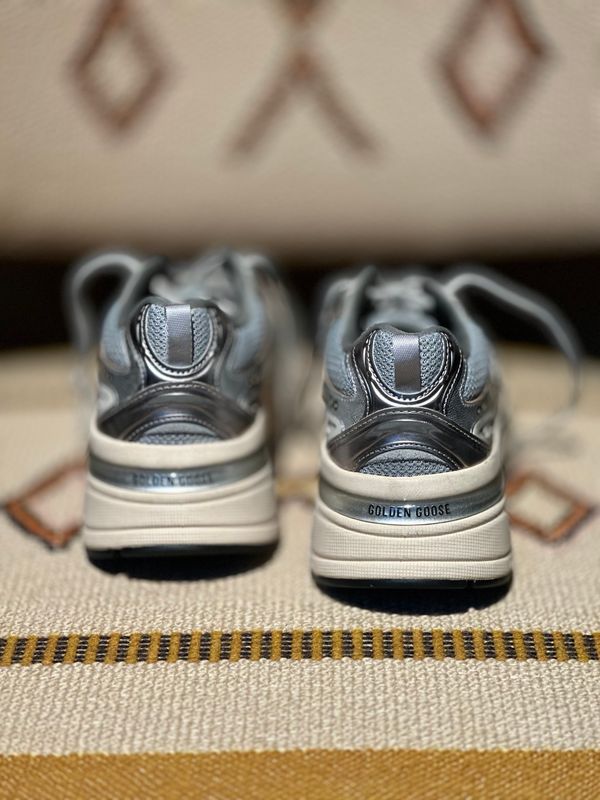 Golden Goose Lightstar Sneaker