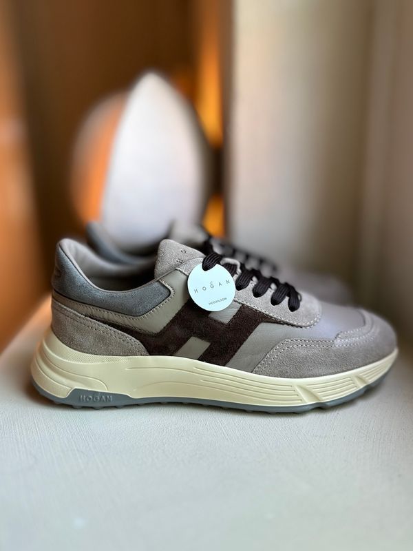 Hogan Hyperlight Sneakers