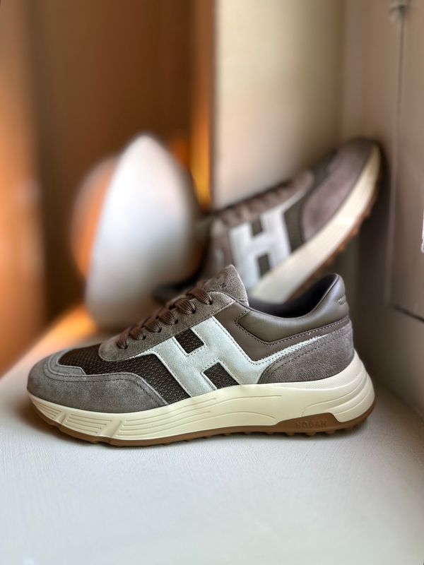 Hogan Hyperlight Sneakers
