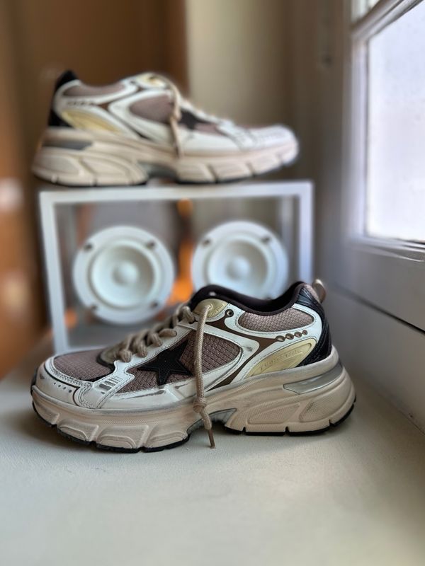 Golden Goose Lightstar Sneakers