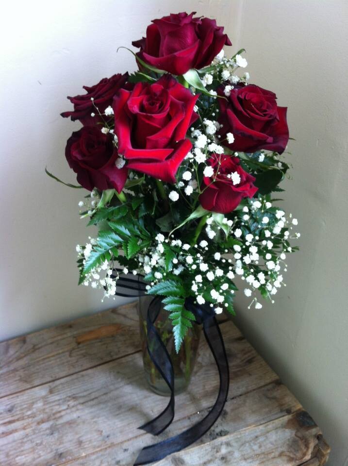 Half Dozen Red Roses in a vase