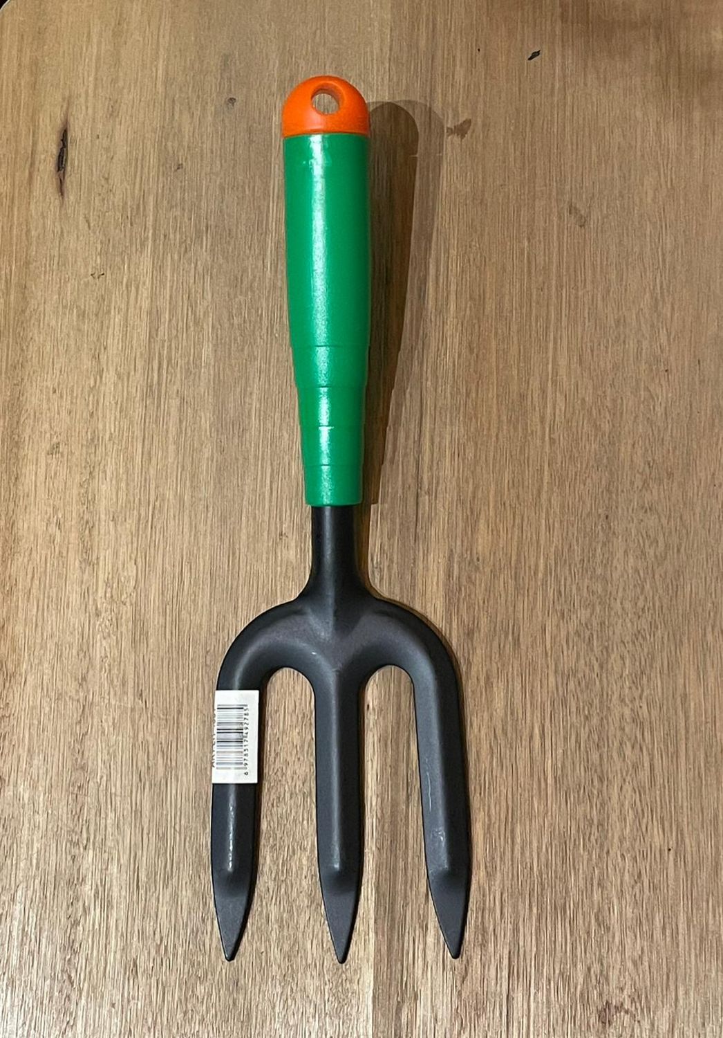 RASTRILLO DE MANO TRIDENTE DE JARDINERÍA