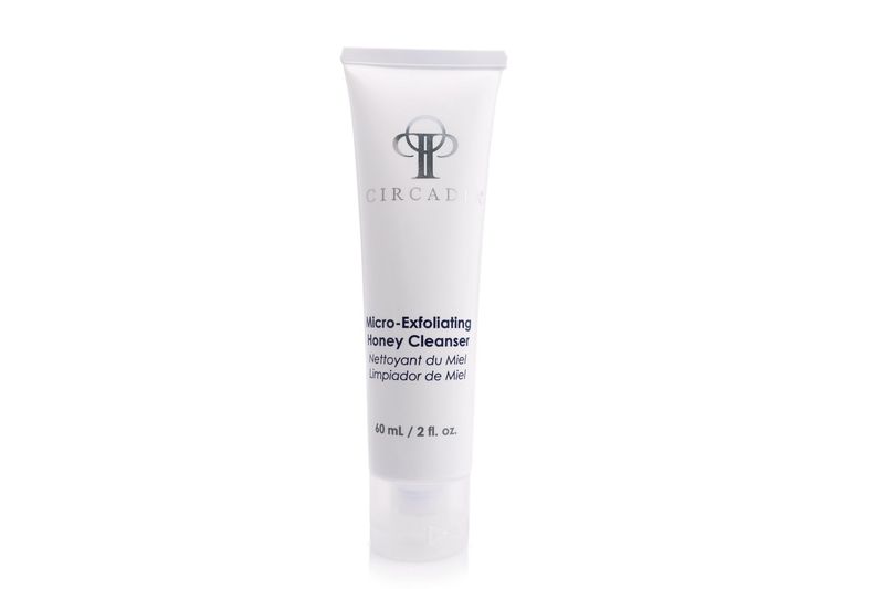 ​MICRO EXFOLIATING HONEY CLEANSER