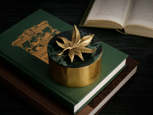MICHAEL ARAM Hemp Box