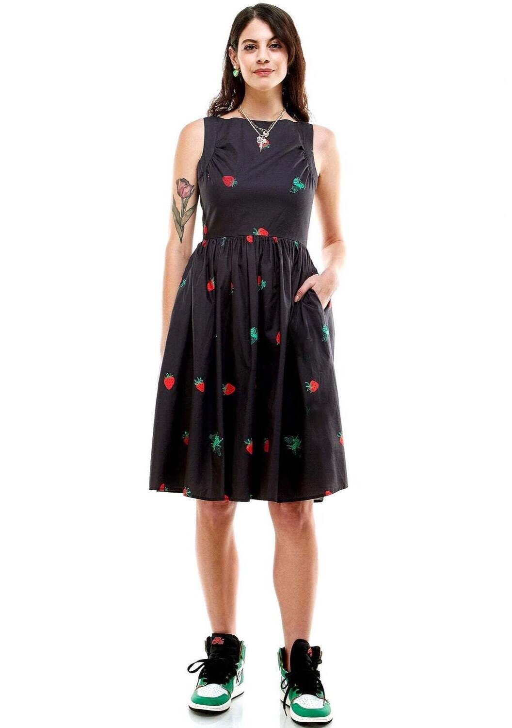 SAINT GERALDINE Ivy Dress Strawberry Fields