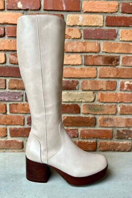 CHOCOLAT BLU Vince Ivory Leather Boots