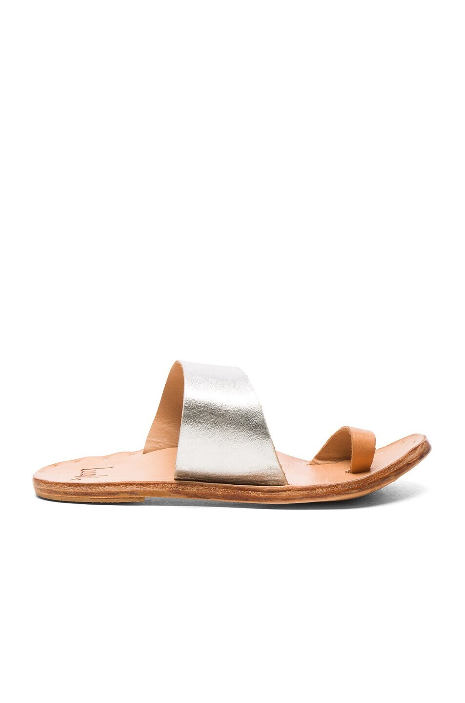 BEEK Finch Silver/Beach