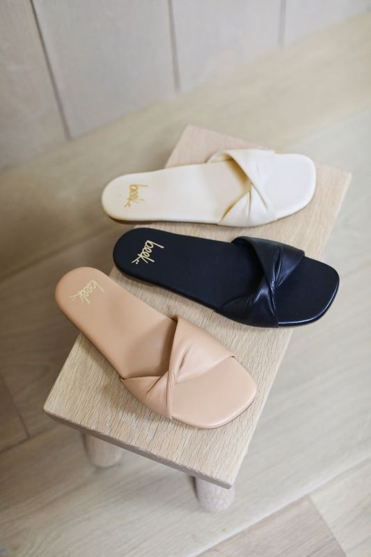 BEEK Whipbird Sandal (Eggshell)