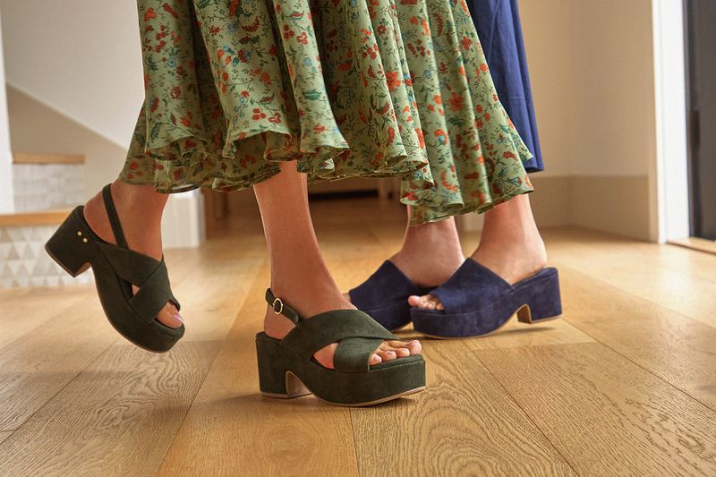 BEEK Dunlin Platform Heel