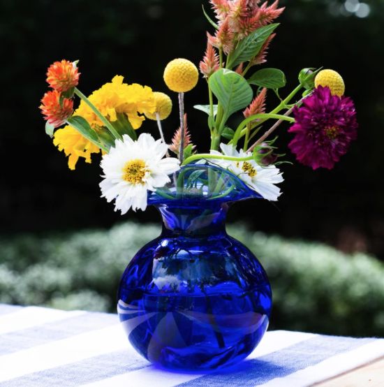 VIETRI Hibiscus Bud Vase COBALT VIETRI Hibiscus Bud Vase COBALT